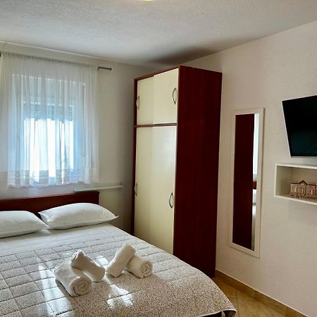 Dinka Apartment Trogir Eksteriør billede